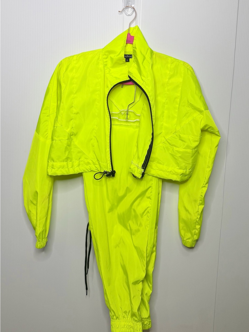 Boohoo Neon Lime Windbreaker Crop Jacket & Jogger Set Size 8